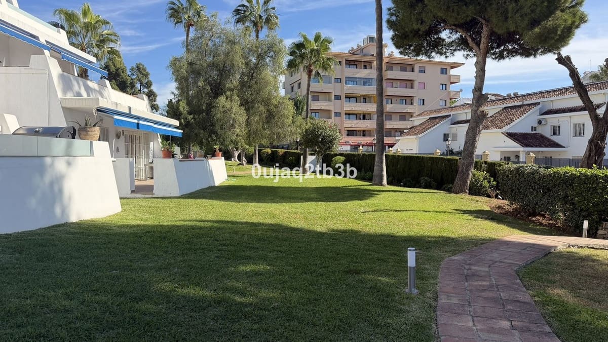 3 sovrum Lägenhet till salu i Nueva Andalucia med pool - 630 000 € (Ref: 9357655)