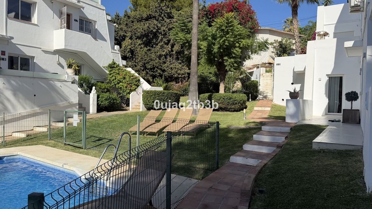 3 sovrum Lägenhet till salu i Nueva Andalucia med pool - 630 000 € (Ref: 9357655)