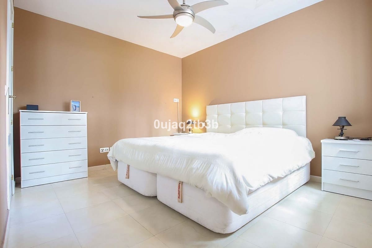 3 camera da letto Appartamento in vendita in Nueva Andalucia con piscina - 630.000 € (Rif: 9357655)