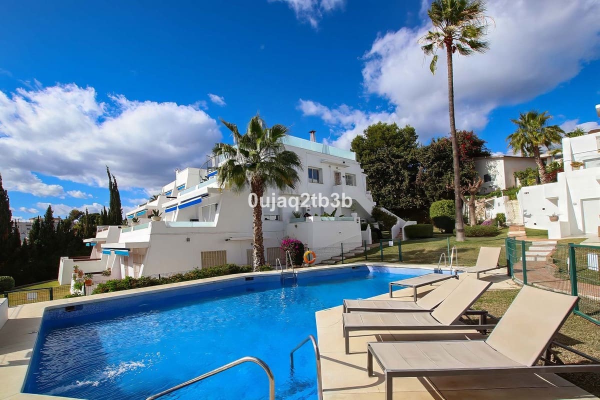 3 camera da letto Appartamento in vendita in Nueva Andalucia con piscina - 630.000 € (Rif: 9357655)