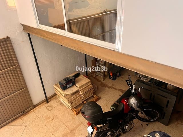 3 makuuhuone Kaupallinen vuokrattavana paikassa Bel-Air, Estepona mukana uima-altaan - 1 550 € (Ref: 9428193)