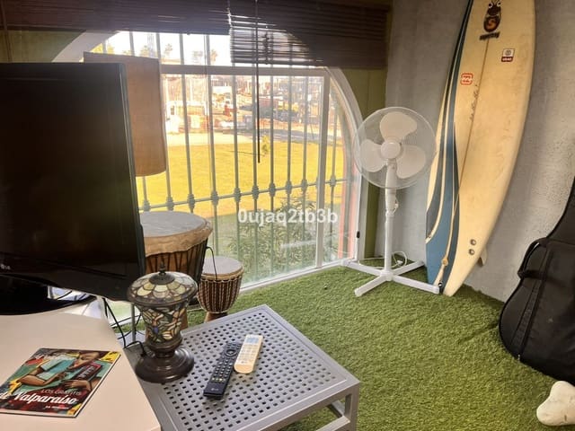 3 makuuhuone Kaupallinen vuokrattavana paikassa Bel-Air, Estepona mukana uima-altaan - 1 550 € (Ref: 9428193)