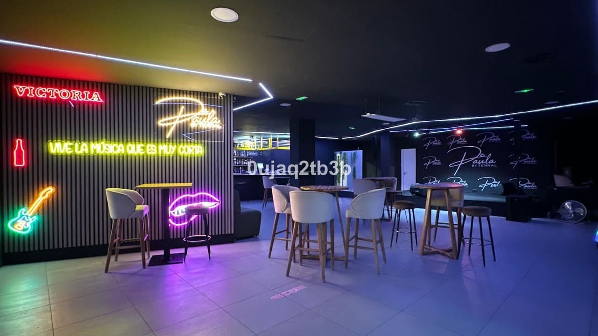 Local Comercial de 1 habitación en Marbella en venta - 195.000 € (Ref: 9483941)