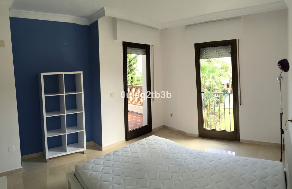 Casa de 4 habitaciones en Bel-Air en alquiler con piscina garaje - 1.900 € (Ref: 9521133)