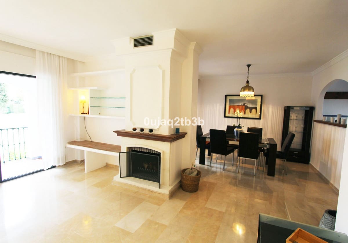 Casa de 4 habitaciones en Bel-Air en alquiler con piscina garaje - 1.900 € (Ref: 9521133)