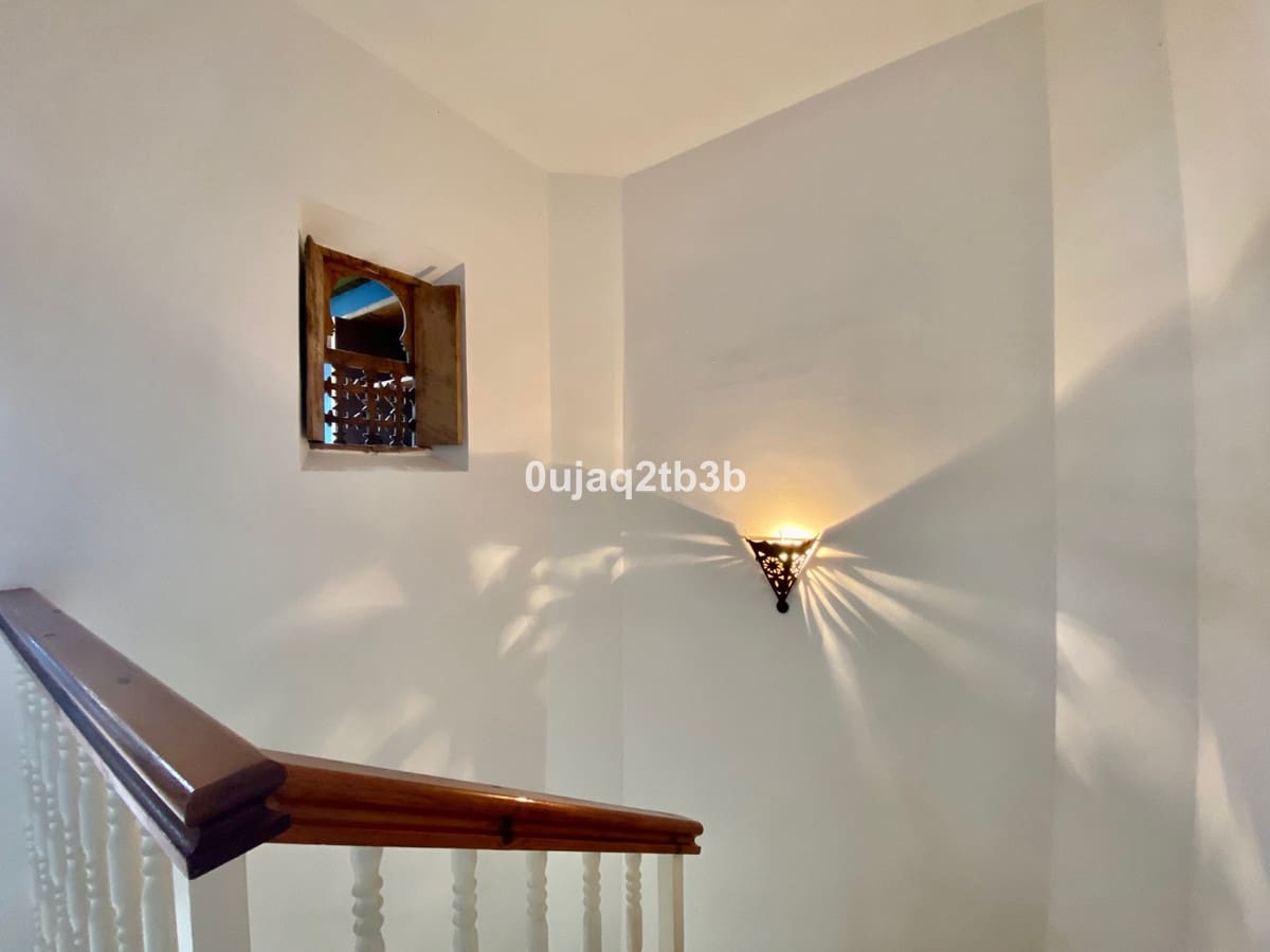 Casa de 4 habitaciones en Bel-Air en alquiler con piscina garaje - 1.900 € (Ref: 9521133)