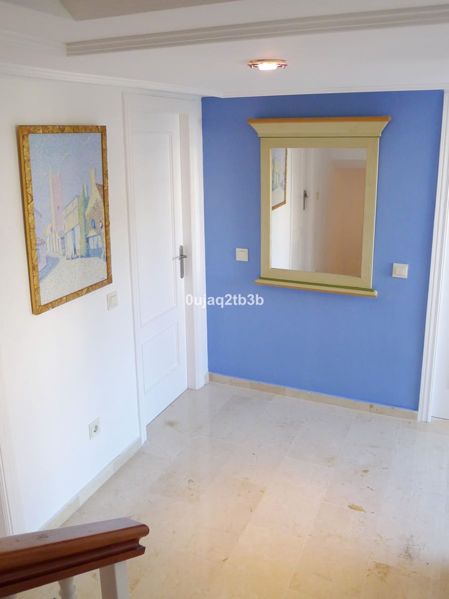 Casa de 4 habitaciones en Bel-Air en alquiler con piscina garaje - 1.900 € (Ref: 9521133)