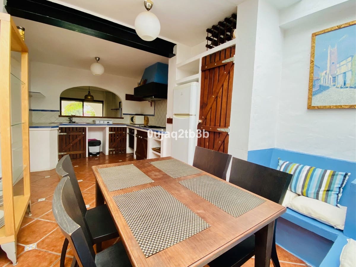 Casa de 4 habitaciones en Bel-Air en alquiler con piscina garaje - 1.900 € (Ref: 9521133)