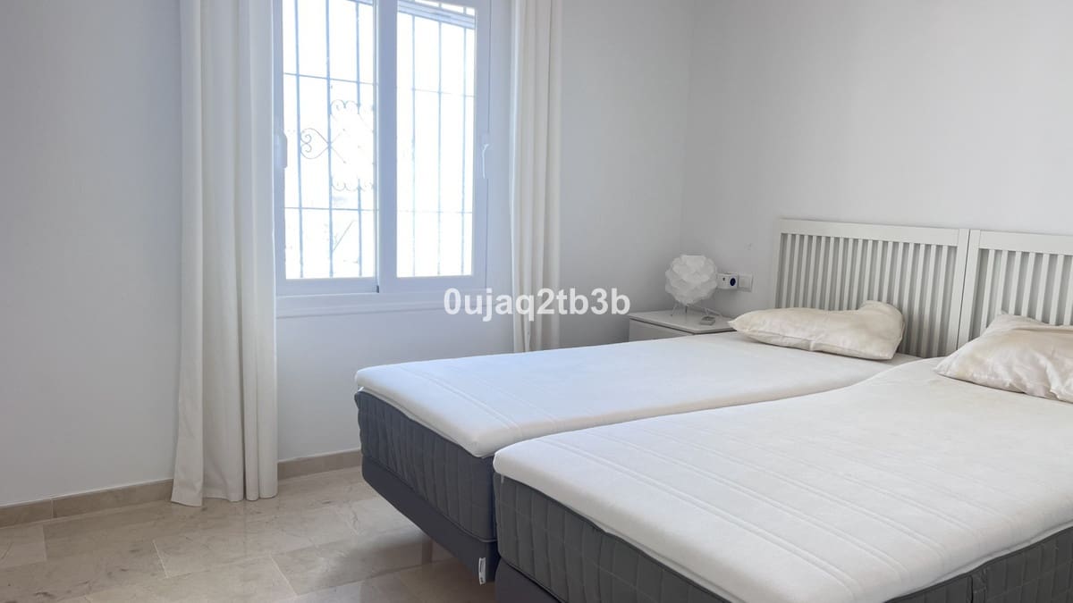 4 camera da letto Appartamento in vendita in Nueva Andalucia con piscina garage - 1.500.000 € (Rif: 9536456)