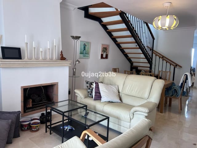 4 sypialnia Apartament na sprzedaż w Nueva Andalucia, Marbella z basenem garażem - 1 500 000 € (Ref: 9536456)