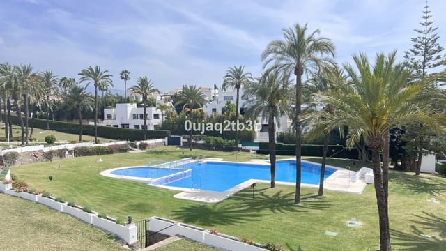 4 sypialnia Apartament na sprzedaż w Nueva Andalucia, Marbella z basenem garażem - 1 500 000 € (Ref: 9536456)