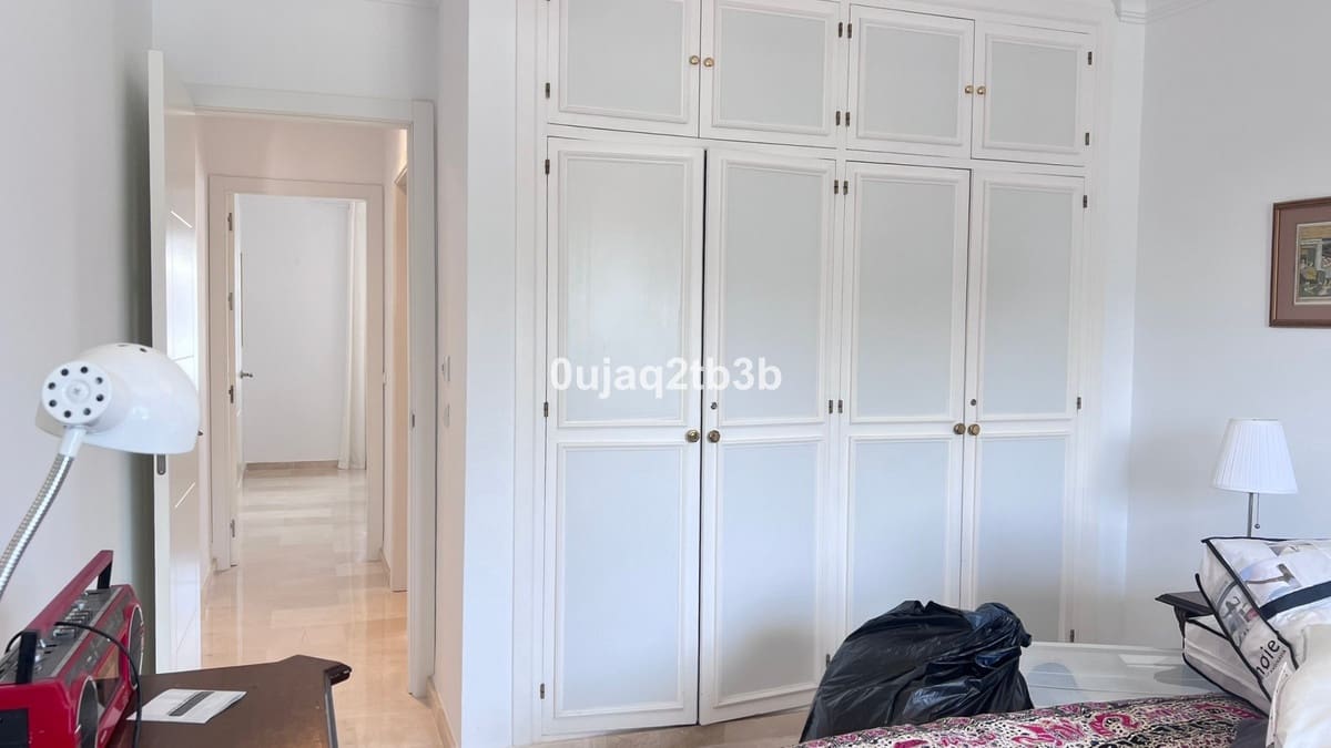 4 camera da letto Appartamento in vendita in Nueva Andalucia con piscina garage - 1.500.000 € (Rif: 9536456)