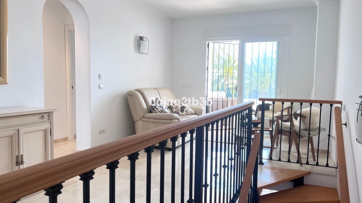 4 camera da letto Appartamento in vendita in Nueva Andalucia con piscina garage - 1.500.000 € (Rif: 9536456)