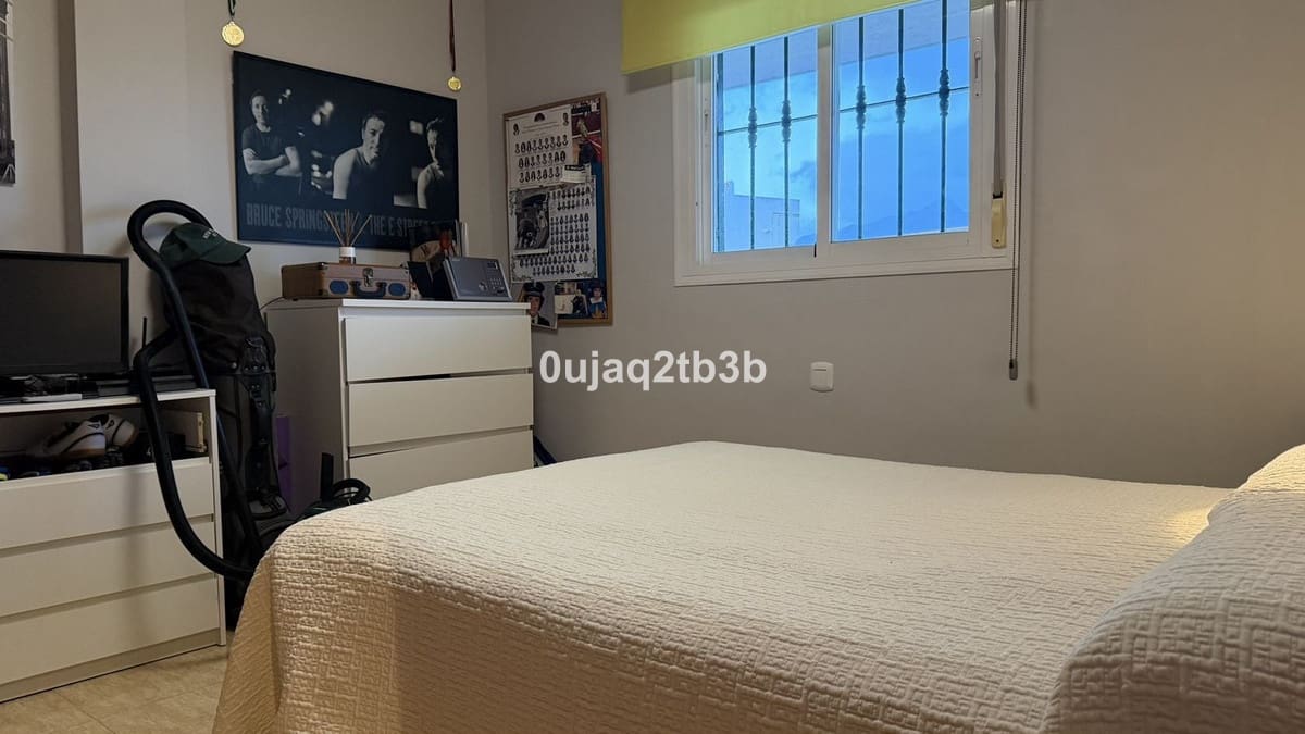 3 bedroom Penthouse for sale in San Pedro de Alcantara with garage - € 700,000 (Ref: 9600023)