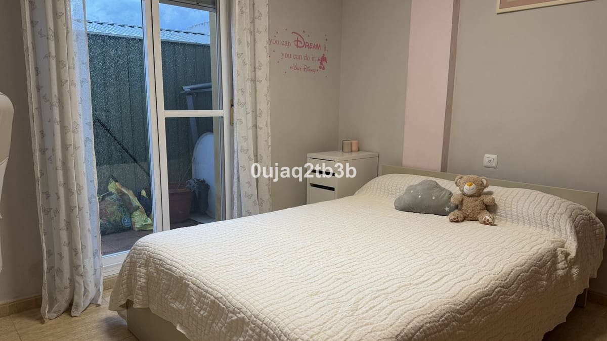 3 bedroom Penthouse for sale in San Pedro de Alcantara with garage - € 675,000 (Ref: 9600023)