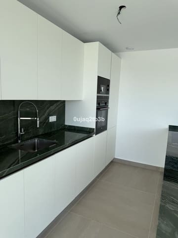 3 sovrum Takvåning till salu i Estepona med pool garage - 1 175 000 € (Ref: 9632793)