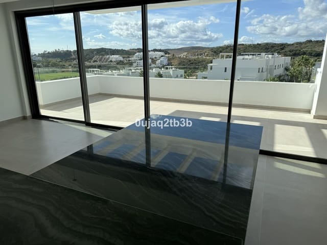 3 soverom Penthouse til salgs i Estepona med svømmebasseng garasje - € 1 175 000 (Ref: 9632793)