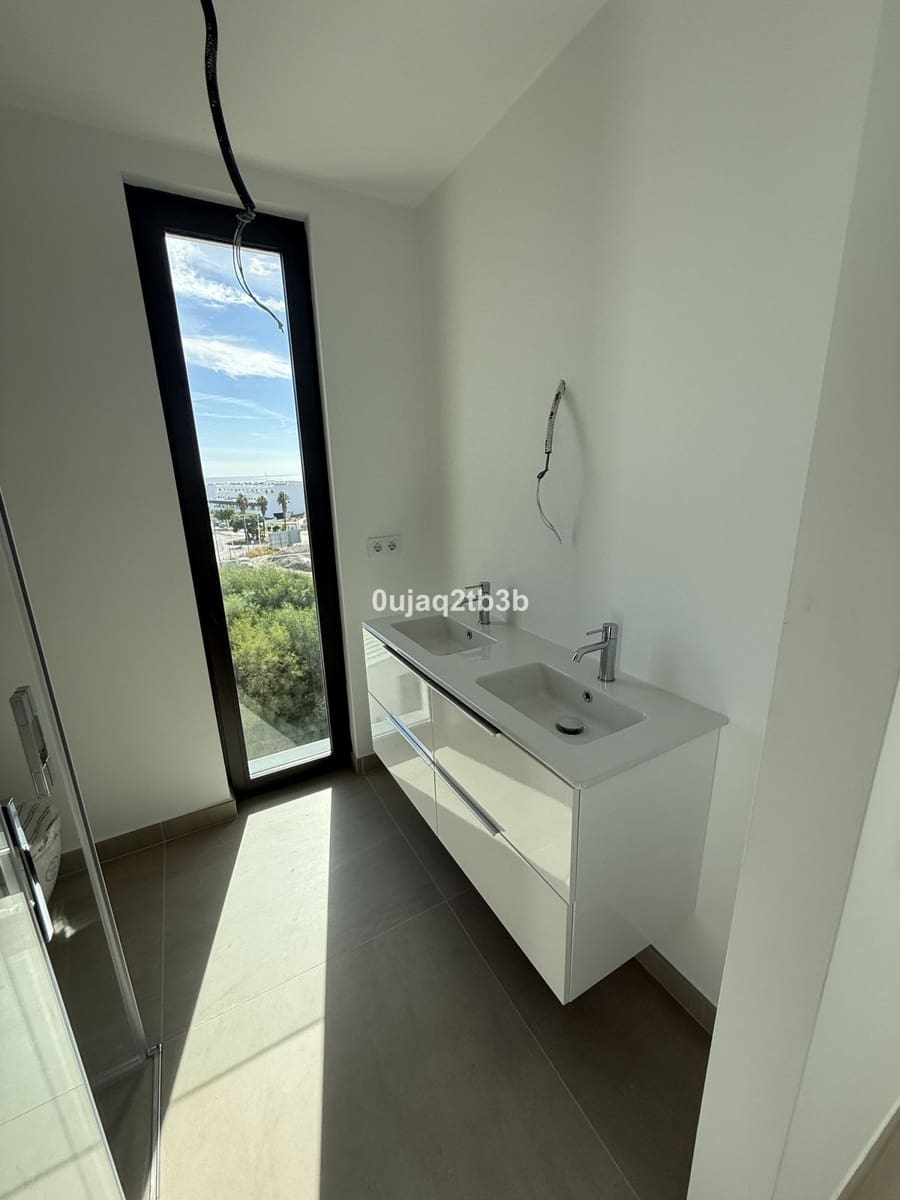 3 camera da letto Attico in vendita in Estepona con piscina garage - 1.100.000 € (Rif: 9632794)