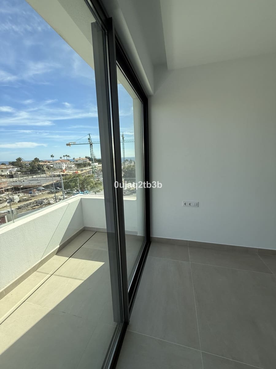 3 camera da letto Attico in vendita in Estepona con piscina garage - 1.100.000 € (Rif: 9632794)