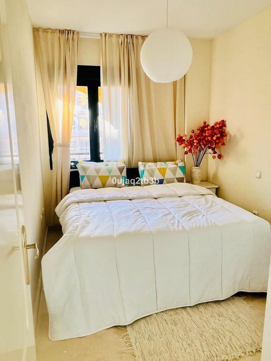 3 soveværelse Lejlighed til leje i San Pedro de Alcantara med swimmingpool garage - € 3.000 (Ref: 9649864)