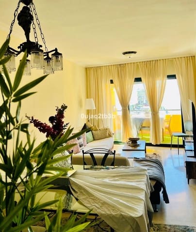 3 soveværelse Lejlighed til leje i San Pedro de Alcantara, Marbella med swimmingpool garage - € 3.000 (Ref: 9649864)