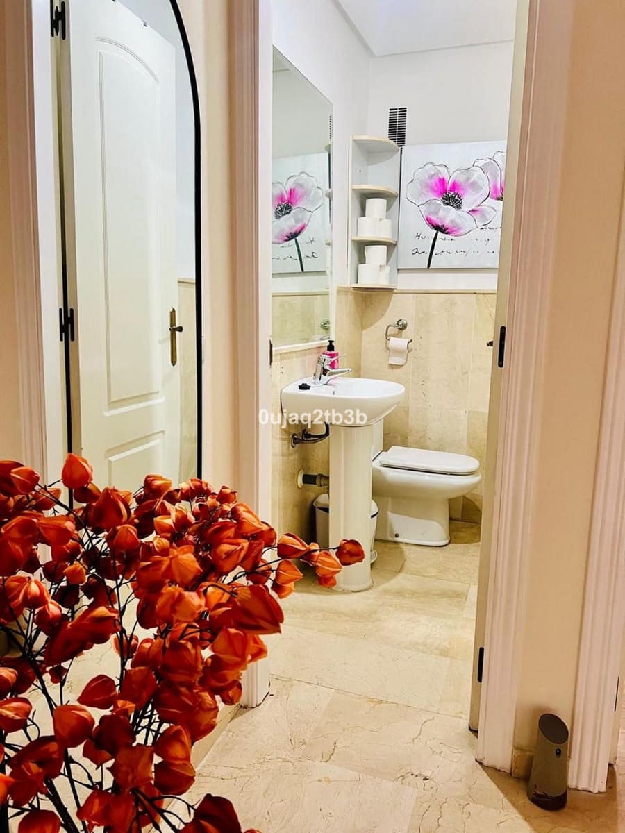 3 soveværelse Lejlighed til leje i San Pedro de Alcantara med swimmingpool garage - € 3.000 (Ref: 9649864)