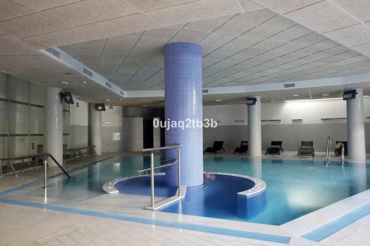 2 bedroom Apartment for sale in Estepona with pool garage - € 630,000 (Ref: 9707971)