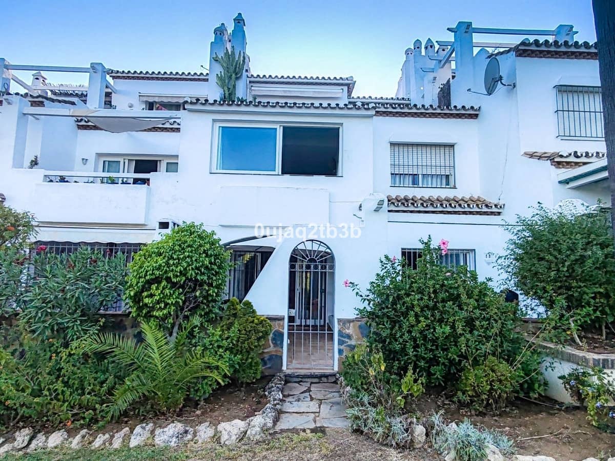 2 chambre Appartement à vendre à Marbella avec piscine garage - 475 000 € (Ref: 9713879)