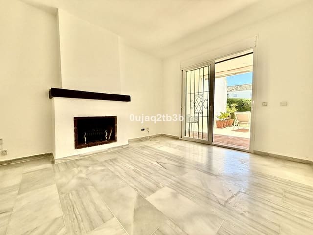 2 sovrum Lägenhet till salu i Nueva Andalucia, Marbella med pool garage - 565 000 € (Ref: 9747218)
