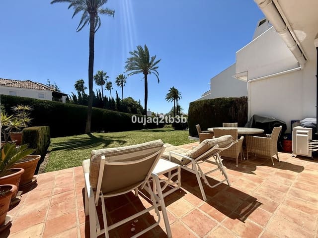 2 sovrum Lägenhet till salu i Nueva Andalucia, Marbella med pool garage - 565 000 € (Ref: 9747218)