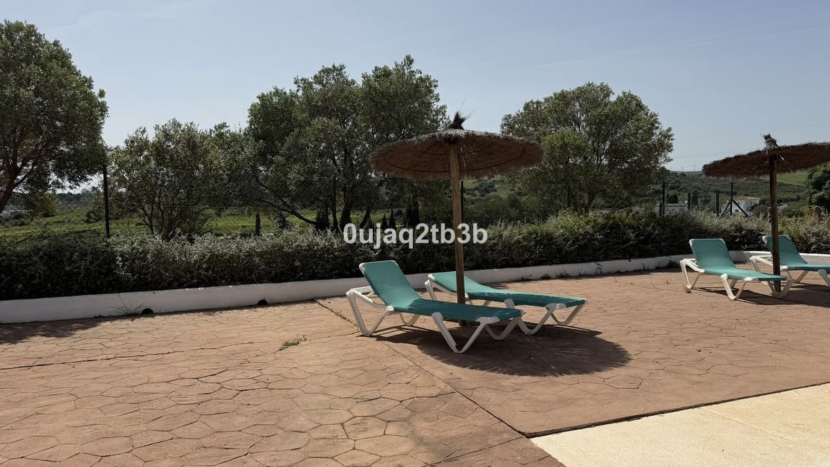 2 chambre Appartement à vendre à Estepona avec piscine garage - 325 000 € (Ref: 9789437)