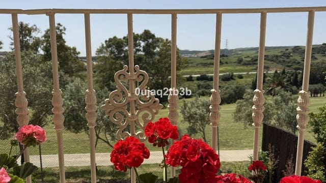 2 sovrum Lägenhet till salu i Estepona Golf, Estepona med pool garage - 325 000 € (Ref: 9789437)