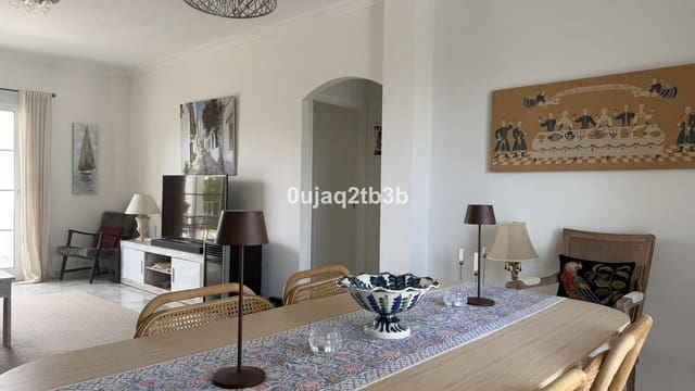 2 sypialnia Apartament na sprzedaż w Estepona Golf, Estepona z basenem garażem - 325 000 € (Ref: 9789437)