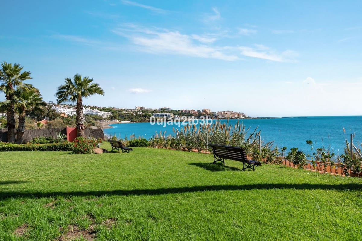 3 camera da letto Casa in vendita in Estepona con piscina - 549.000 € (Rif: 9821591)