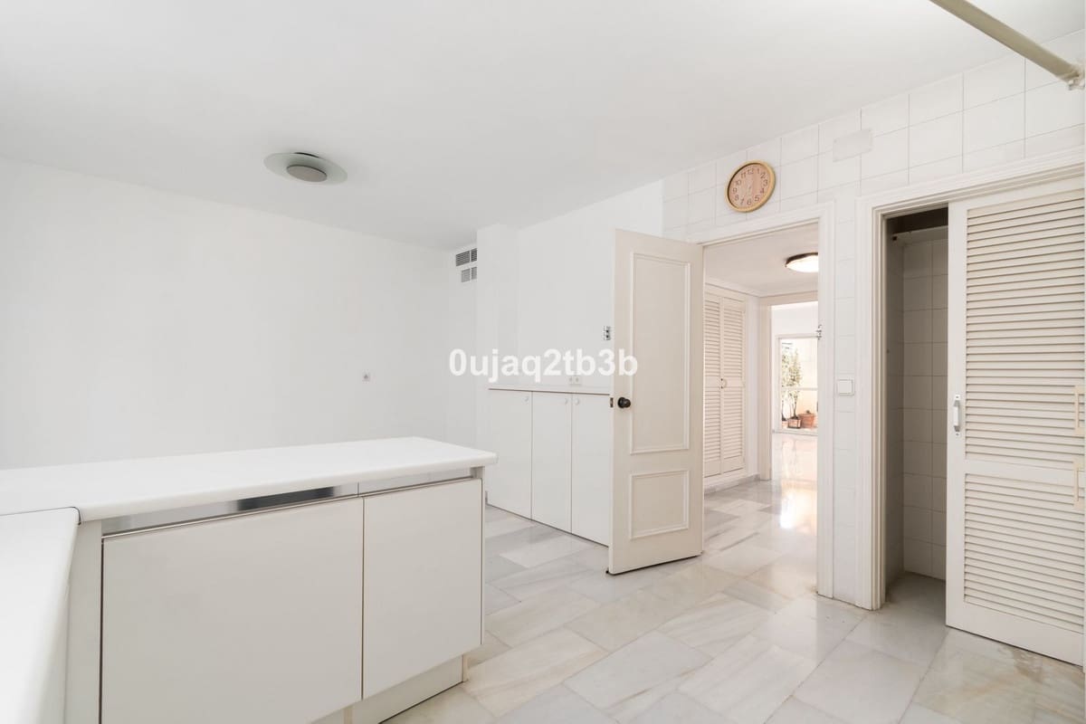 4 camera da letto Attico in vendita in Marbella con garage - 779.500 € (Rif: 9829776)