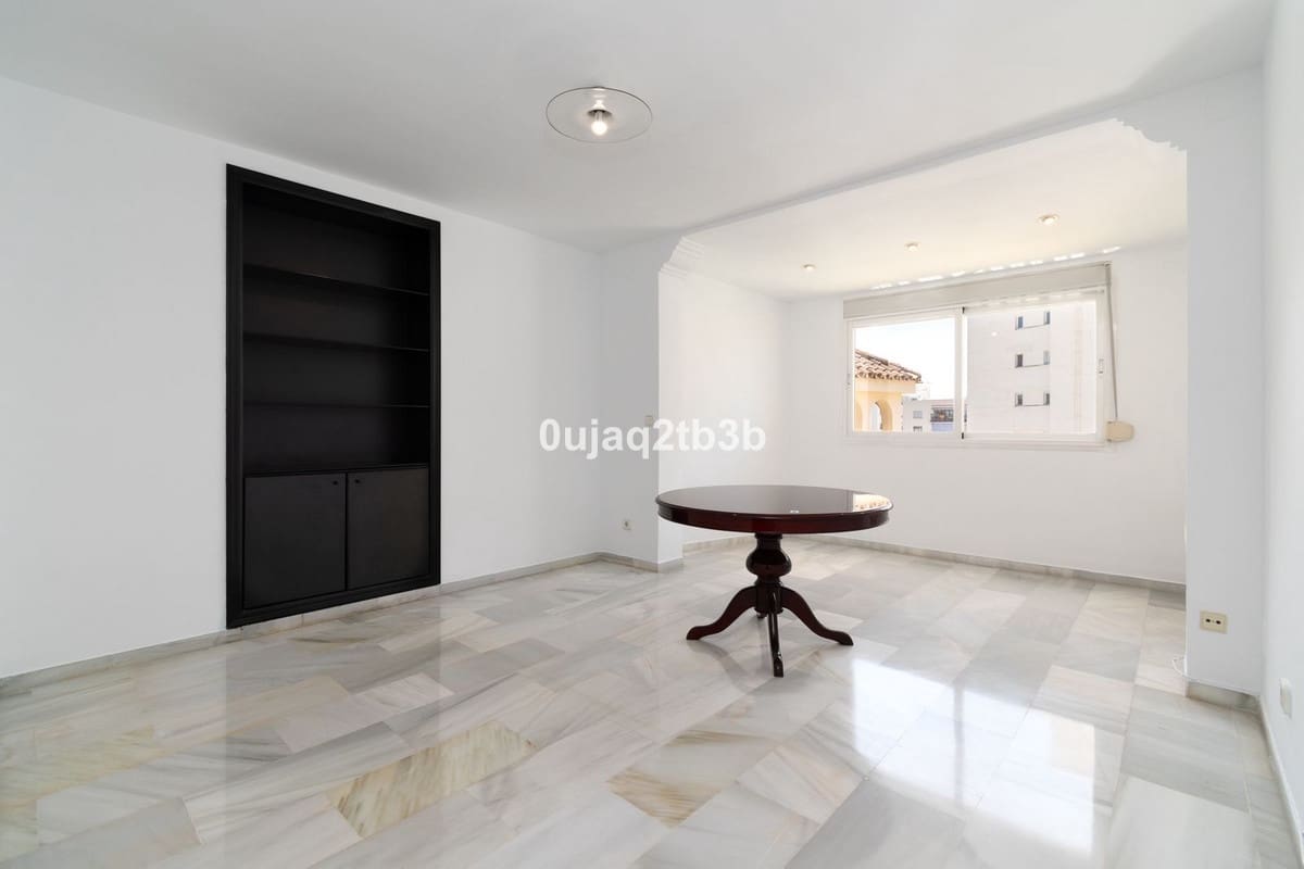 4 camera da letto Attico in vendita in Marbella con garage - 779.500 € (Rif: 9829776)