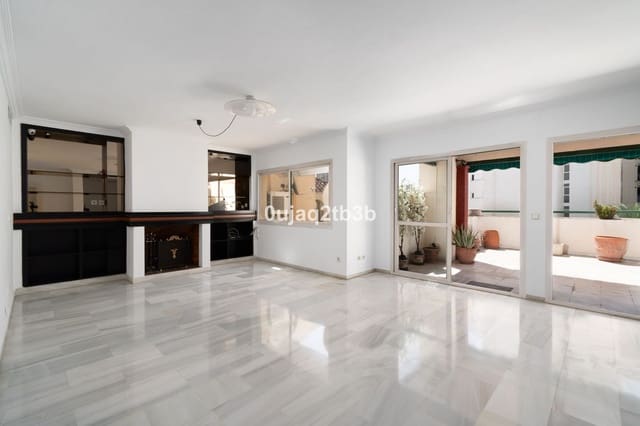 4 camera da letto Attico in vendita in Marbella con garage - 779.500 € (Rif: 9829776)