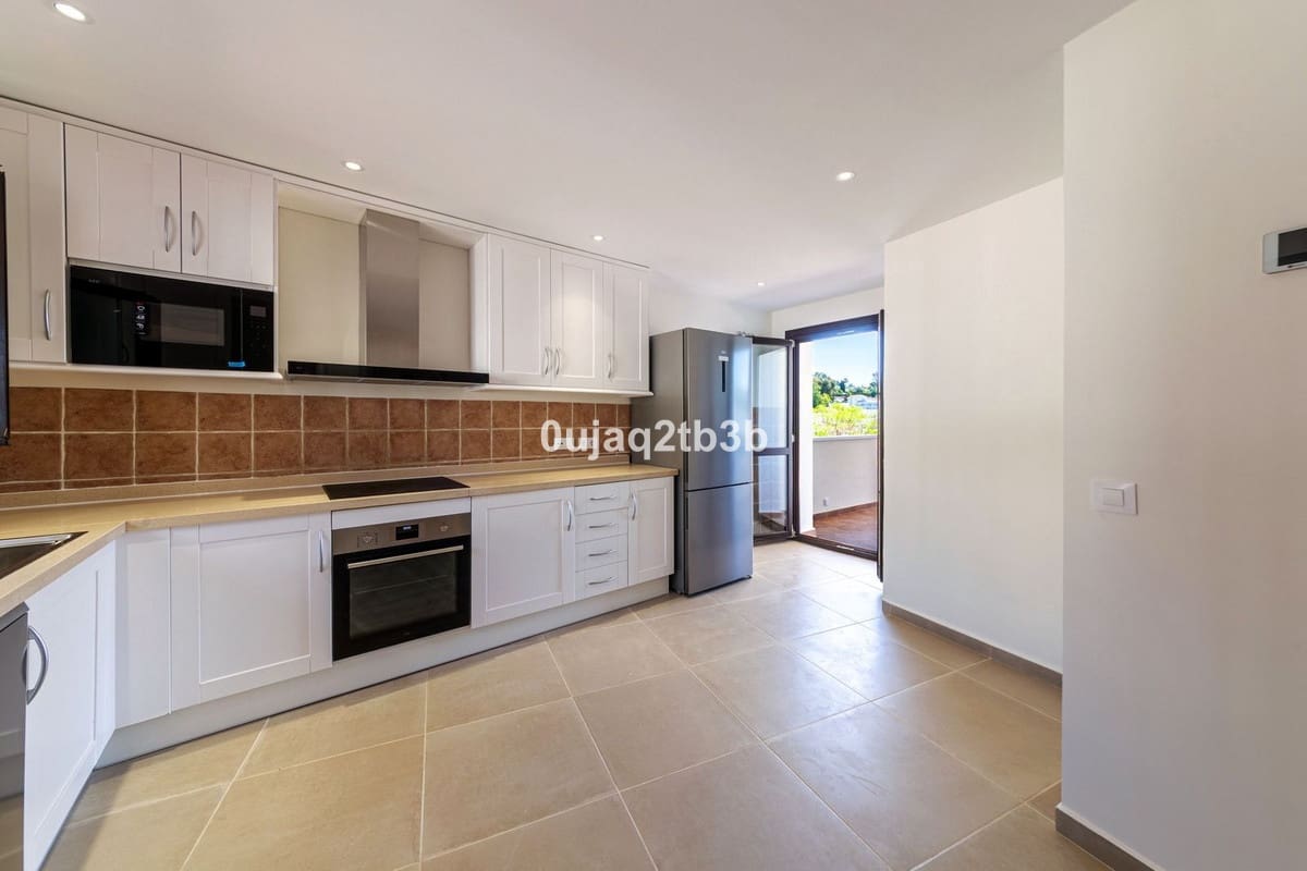 Maison de Ville de 4 chambres à louer à Malaga ville avec piscine garage - 4 000 € (Ref: 9844408)