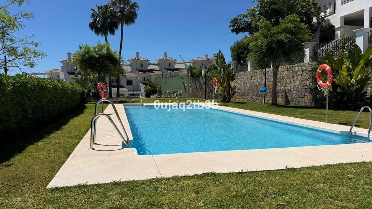 Maison de Ville de 4 chambres à louer à Malaga ville avec piscine garage - 4 000 € (Ref: 9844408)