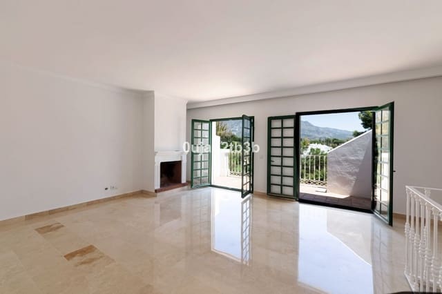 3 Zimmer Haus zu verkaufen in Aloha Golf, Marbella mit Pool Garage - 750.000 € (Ref: 9890971)
