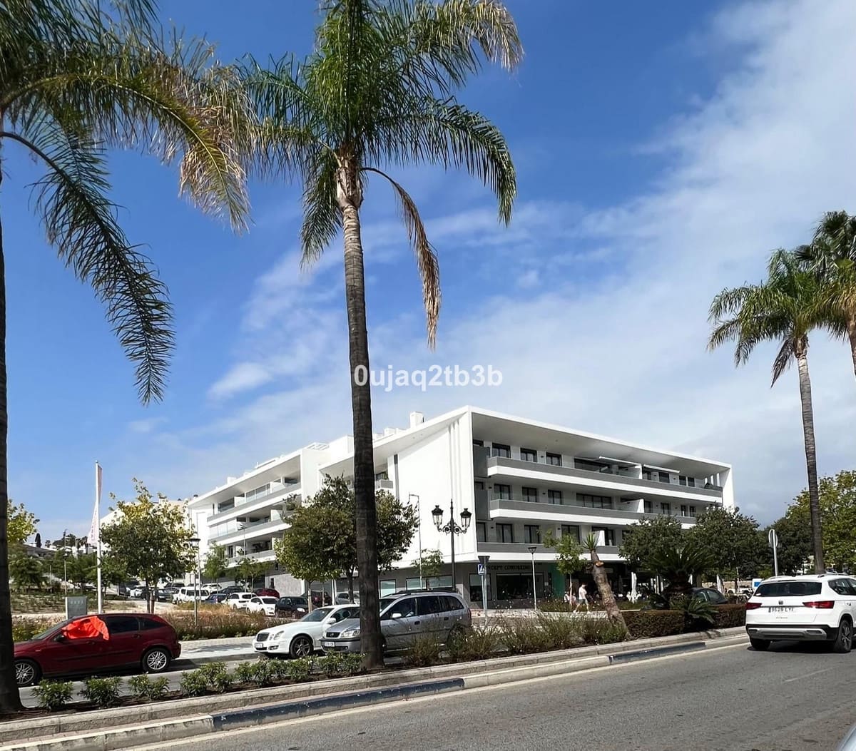 1 bedroom Commercial for rent in San Pedro de Alcantara with garage - € 295 (Ref: 9991988)