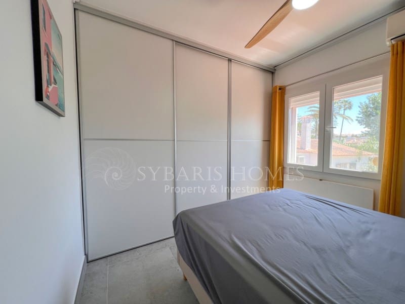 Casa de 3 habitaciones en Dénia en venta con piscina - 399.900 € (Ref: 10003617)