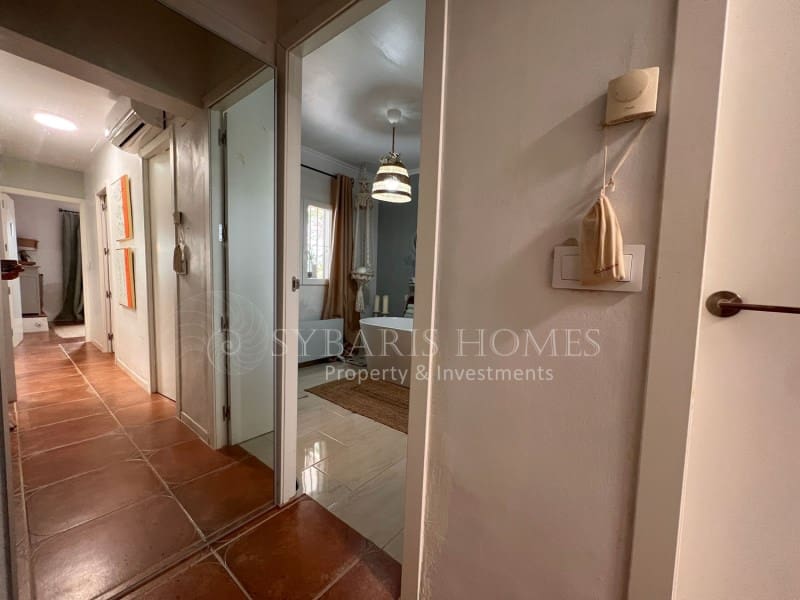 Chalet de 2 habitaciones en Els Poblets en venta con garaje - 425.000 € (Ref: 10017242)