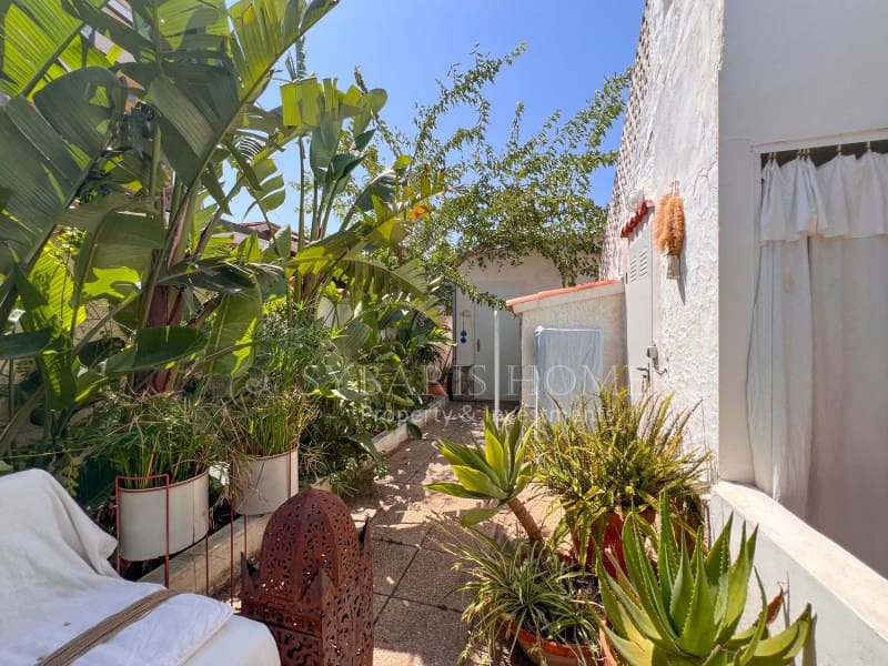 Chalet de 2 habitaciones en Els Poblets en venta con garaje - 425.000 € (Ref: 10017242)