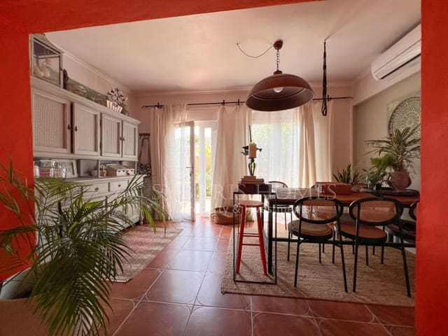Chalet de 2 habitaciones en Els Poblets en venta con garaje - 425.000 € (Ref: 10017242)
