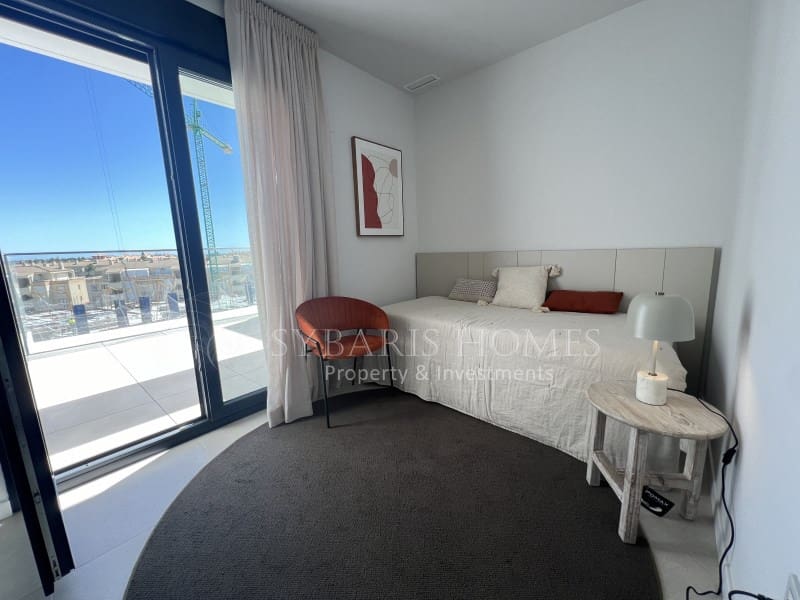 3 bedroom Penthouse for sale in Denia with pool garage - € 625,000 (Ref: 10022166)