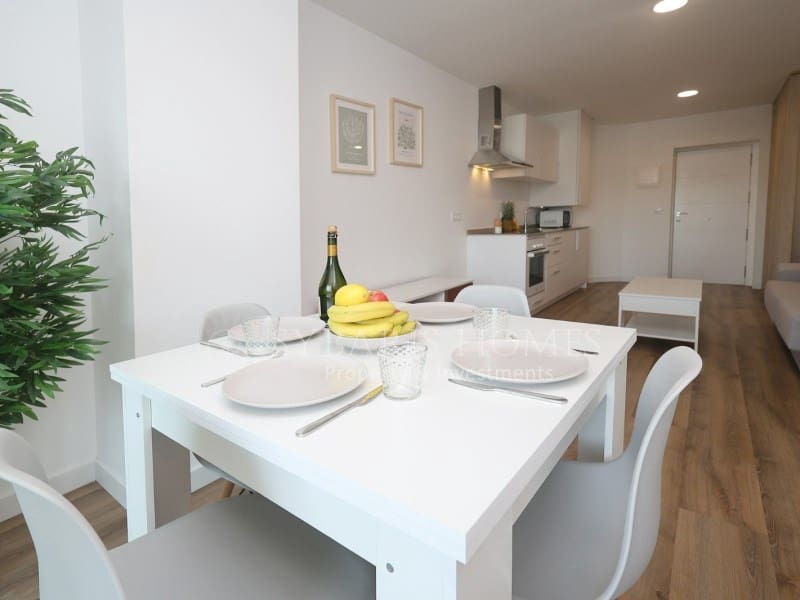 Apartamento de 2 habitaciones en Dénia en venta - 185.000 € (Ref: 10025359)