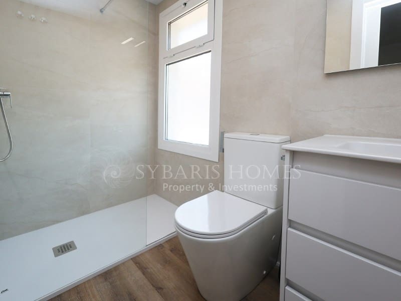 Apartamento de 2 habitaciones en Dénia en venta - 185.000 € (Ref: 10025359)