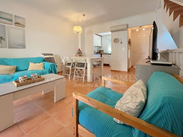 4 makuuhuone Omakotitalo myytävänä paikassa L'Almadrava - L'Estanyó, Dénia mukana uima-altaan 
autotalli - 499 000 € (Ref: 10049292)