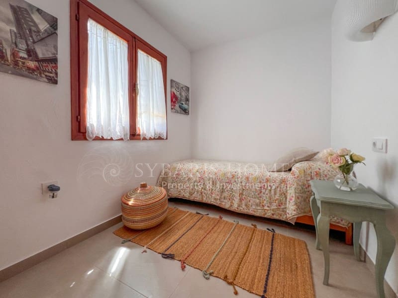 3 bedroom Townhouse for sale in Denia with pool - € 580,000 (Ref: 10050024)